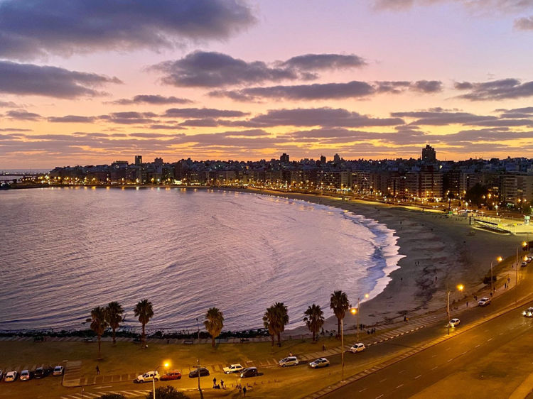 Imagen de Disfruta de Uruguay - Turismo Receptivo ( Paquete Neto)
